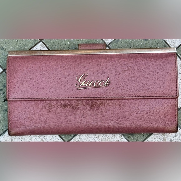 Gucci Handbags - GUCCI Long Wallet